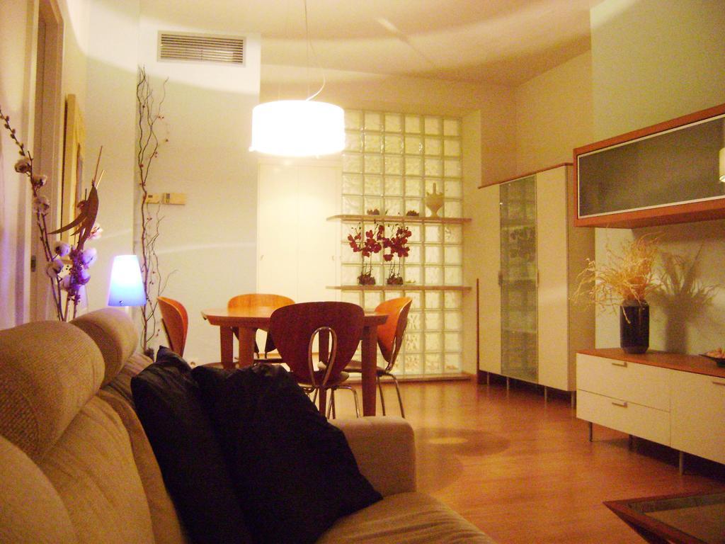 Apartment Guell Barcelona Rom bilde